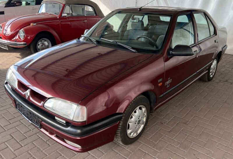 Gebraucht Renault 19 73 PS (53 kW) 1993 Rot Limousine