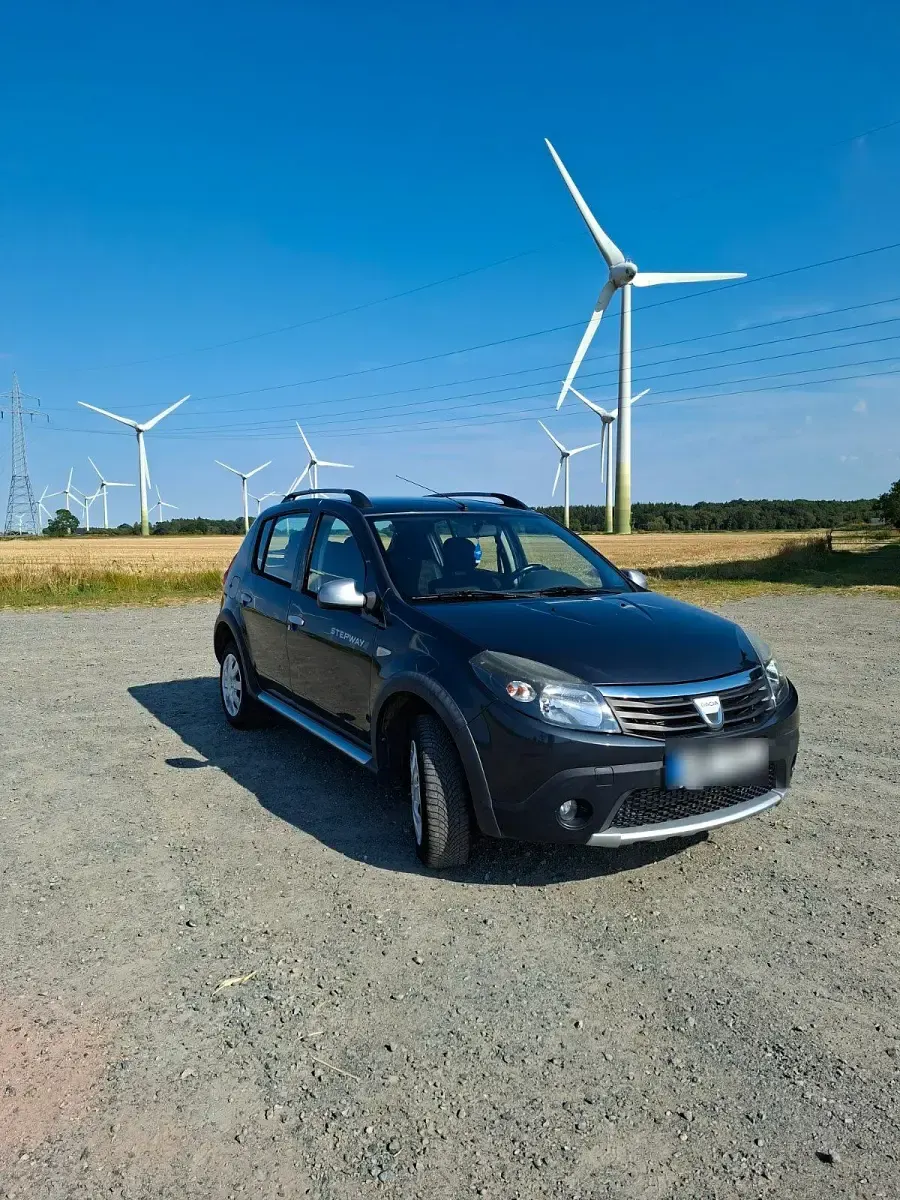 Gebraucht Dacia Sandero Stepway 84 PS (61 kW) 2011 Schwarz Kleinwagen