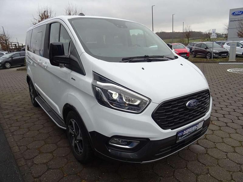 Gebraucht Ford Tourneo Active 170 PS (125 kW) 2023 Frostweiß Van / Kleinbus