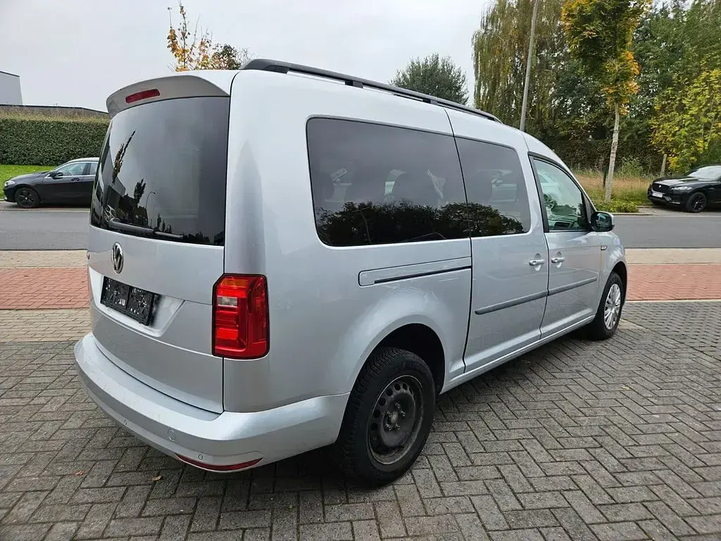 Usata VW Caddy 102 CV (75 kW) 2018 Argento Monovolume