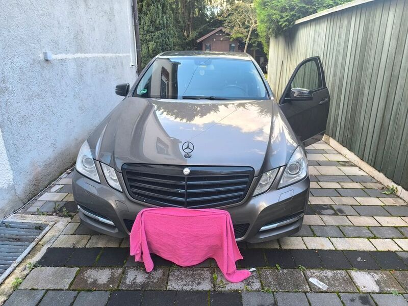 Gebraucht 2012 Mercedes 220 Limousine | 11.100 € - Bild 1/4
