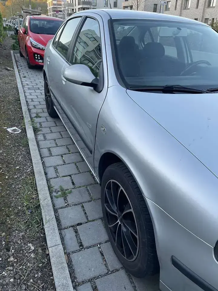 Gebraucht Seat Toledo Stella 105 PS (77 kW) 2004 Grau Limousine