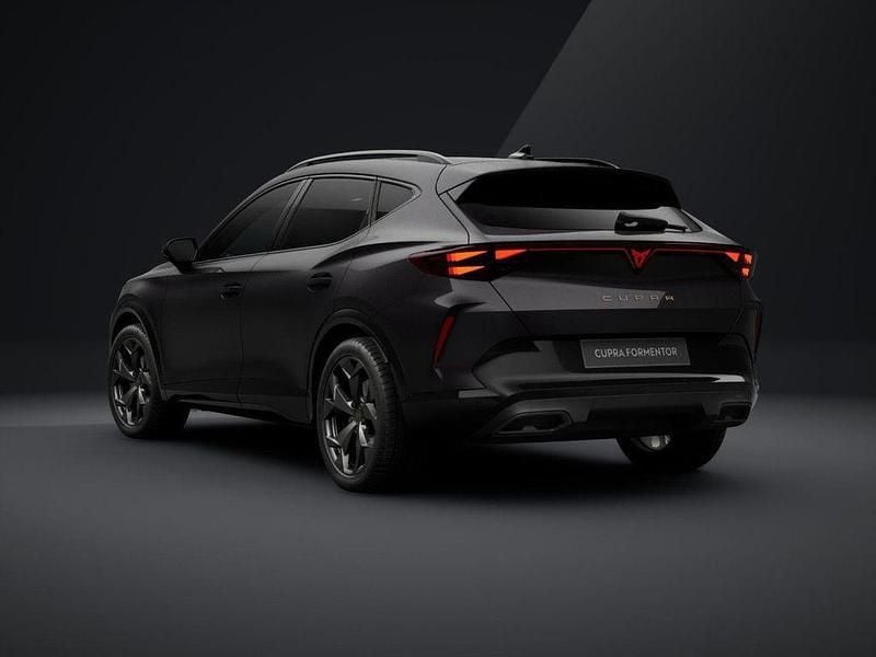 Neu Cupra Formentor 150 PS (110 kW) 2026 Midnight schwarz metallic SUV