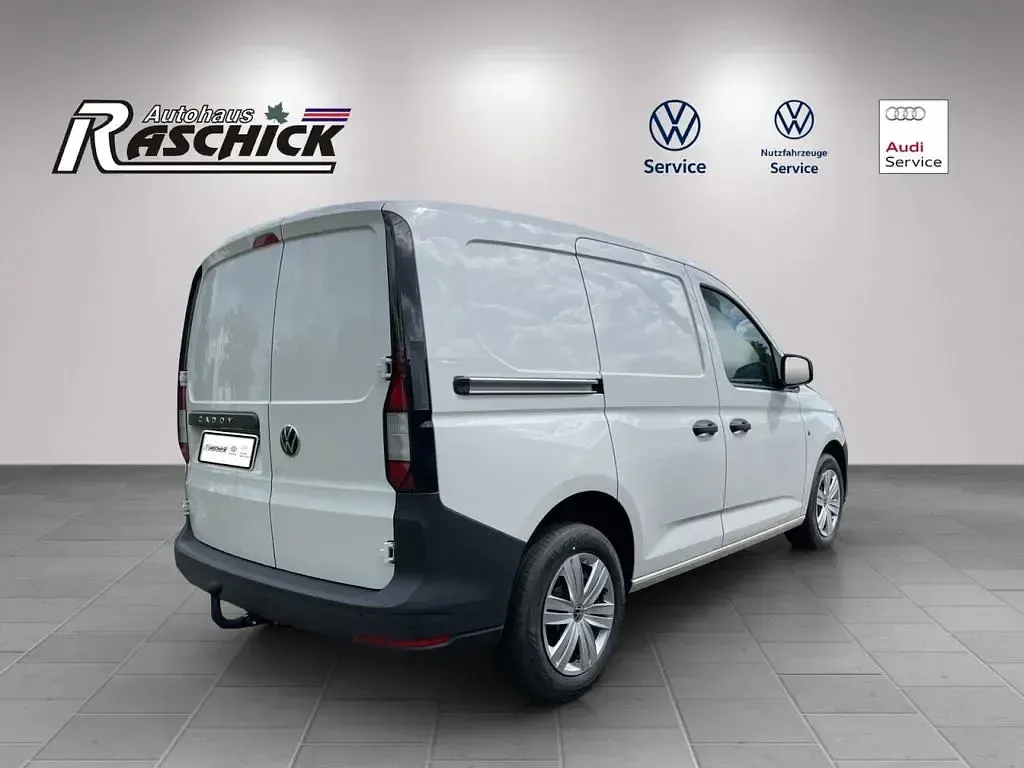 Neu VW Caddy 102 PS (75 kW) 2026 Candy weiß Van / Kleinbus