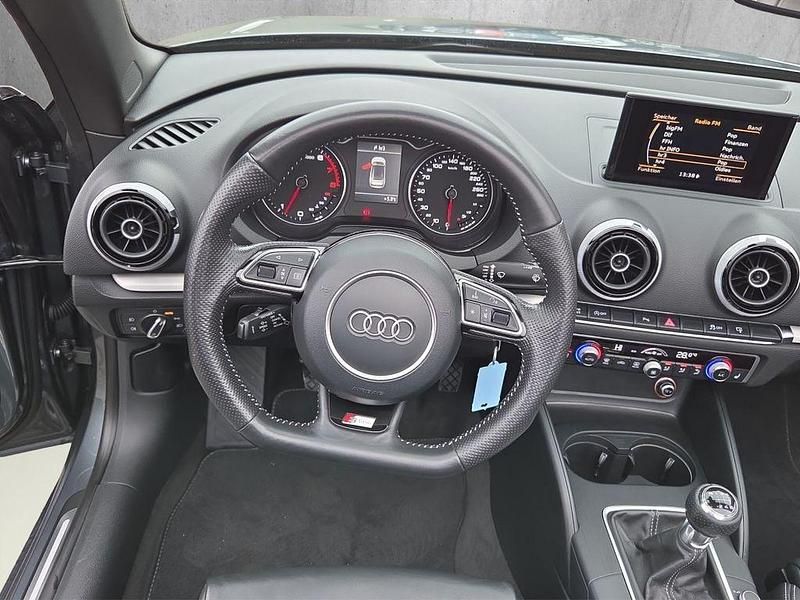 Gebraucht Audi A3 Cabriolet S-Line 140 PS (102 kW) 2014 Monsungrau (metallic) Cabrio