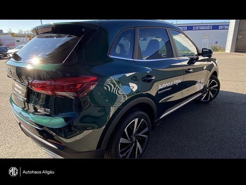 Neu MG ZS Luxury 197 PS (144 kW) 2026 Emerald green SUV
