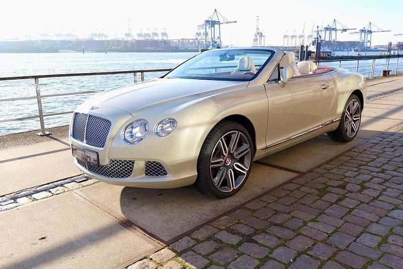 Gebraucht Bentley Continental GT Convertible 559 PS (411 kW) 2012 Beige Cabrio
