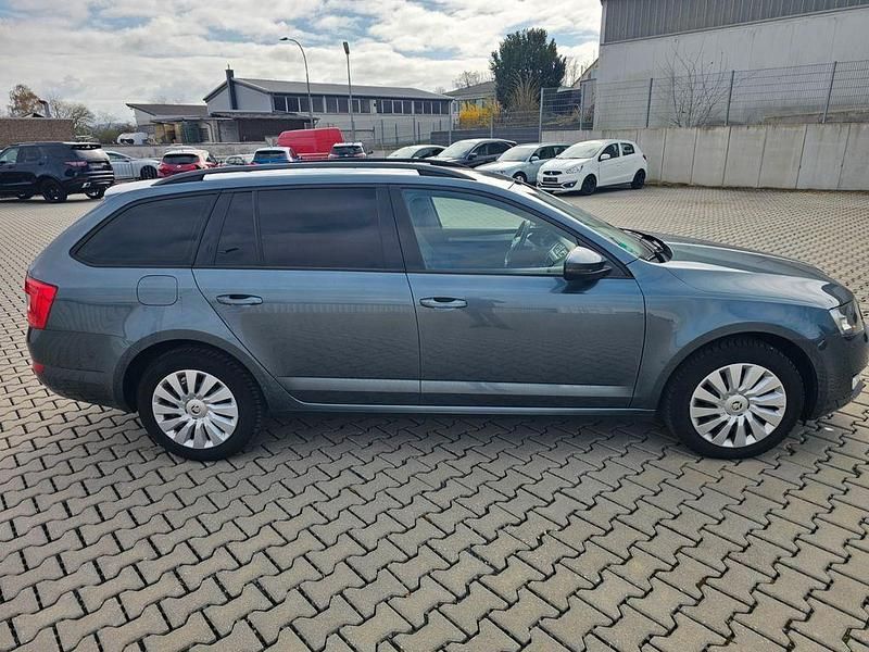 Gebraucht Skoda Octavia 110 PS (80 kW) 2016 Grau Kleinwagen