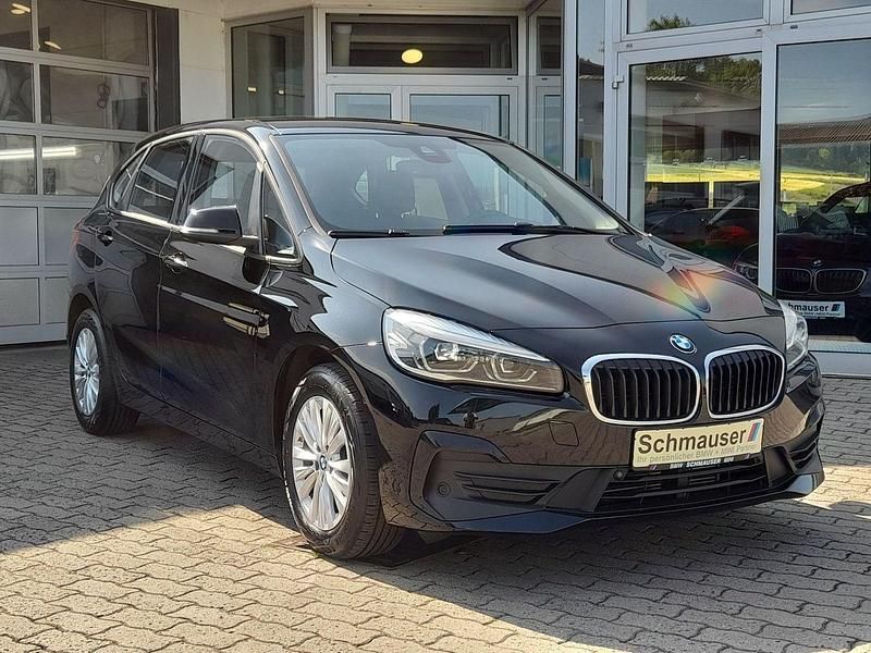 Schwarz Gebraucht 2021 BMW 218 Active Tourer Advantage Van / Kleinbus | 18.990 € (Fairer Preis) - Bild 1/4