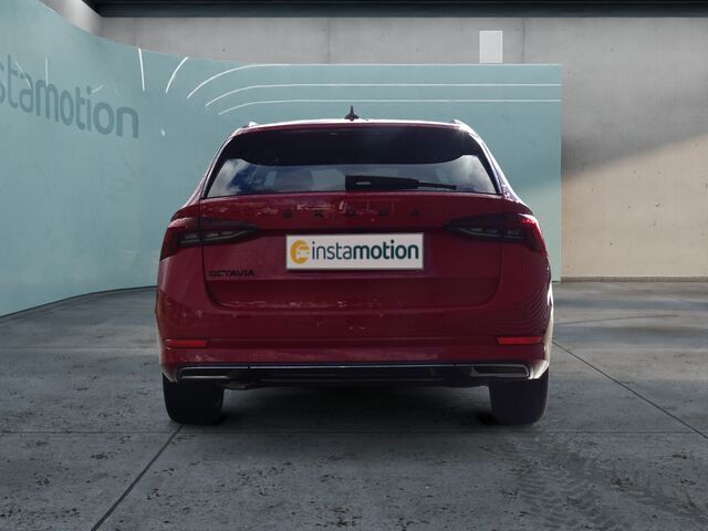 Gebraucht Skoda Octavia SportLine 150 PS (110 kW) 2023 Rot Kombi
