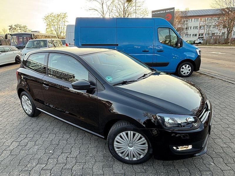 Gebraucht VW Polo Trendline 75 PS (55 kW) 2017 Schwarz Kleinwagen