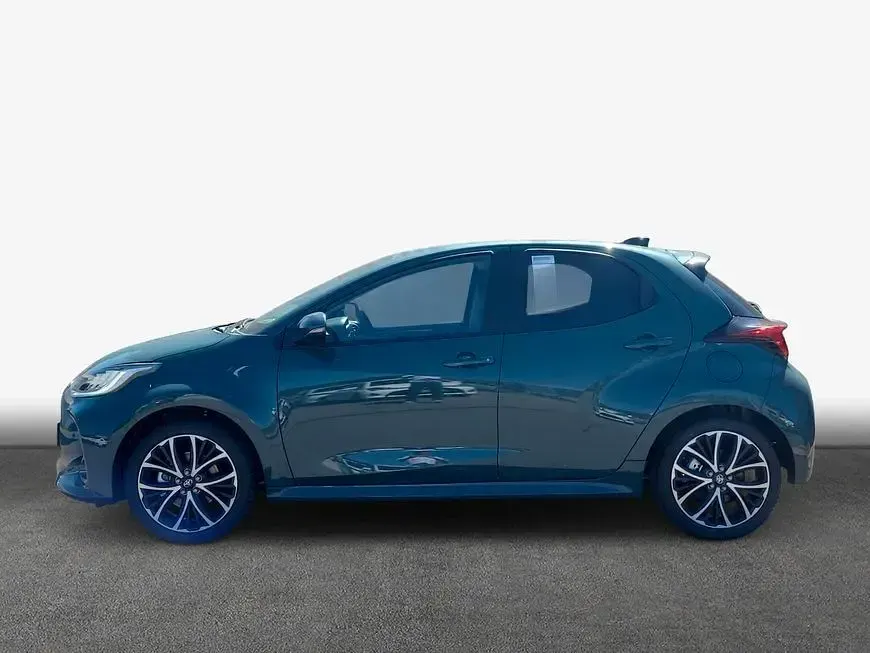 Neu Toyota Yaris 131 PS (96 kW) 2026 Grün Kleinwagen