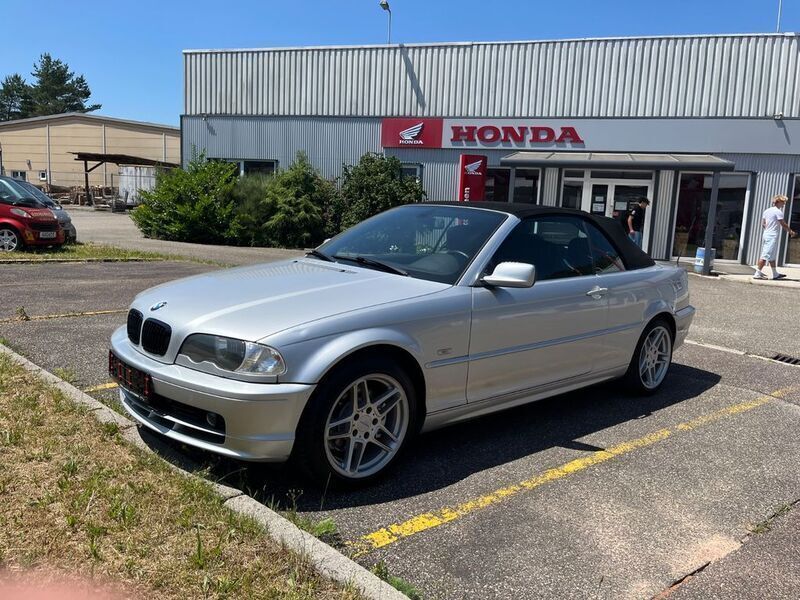 Silber Gebraucht 2003 BMW 325 Cabriolet Sport Line Cabrio | 7.200 € (Guter Preis) - Bild 1/4