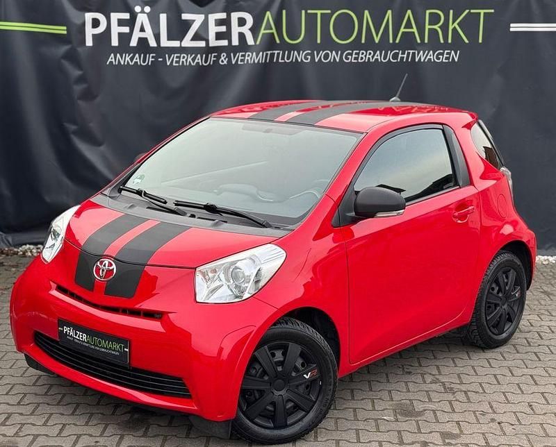 Gebraucht Toyota iQ 68 PS (50 kW) 2009 Rot Kleinwagen