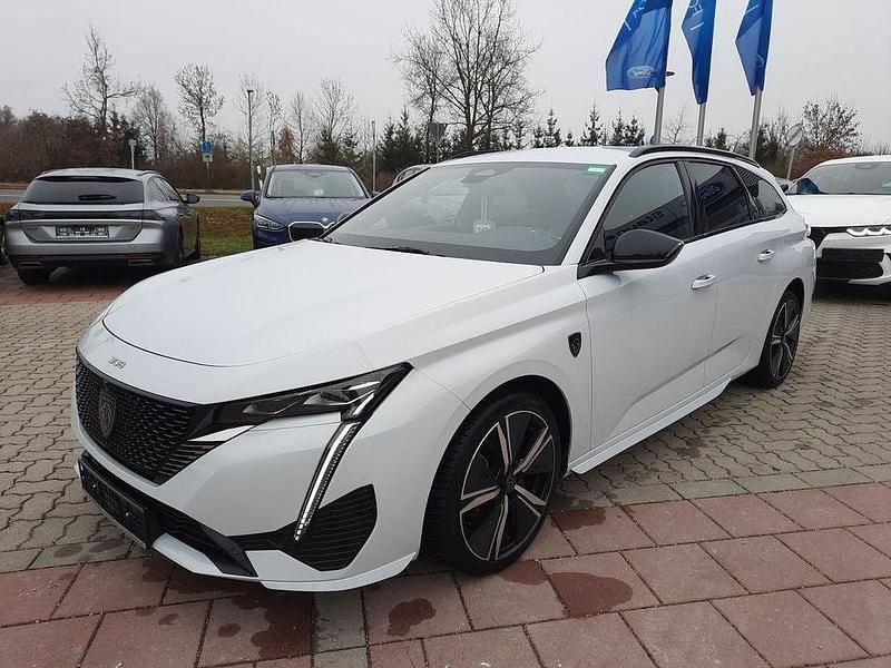 Gebraucht Peugeot 308 GT 131 PS (96 kW) 2024 Weiss/typ aussenverkleidung me Kombi