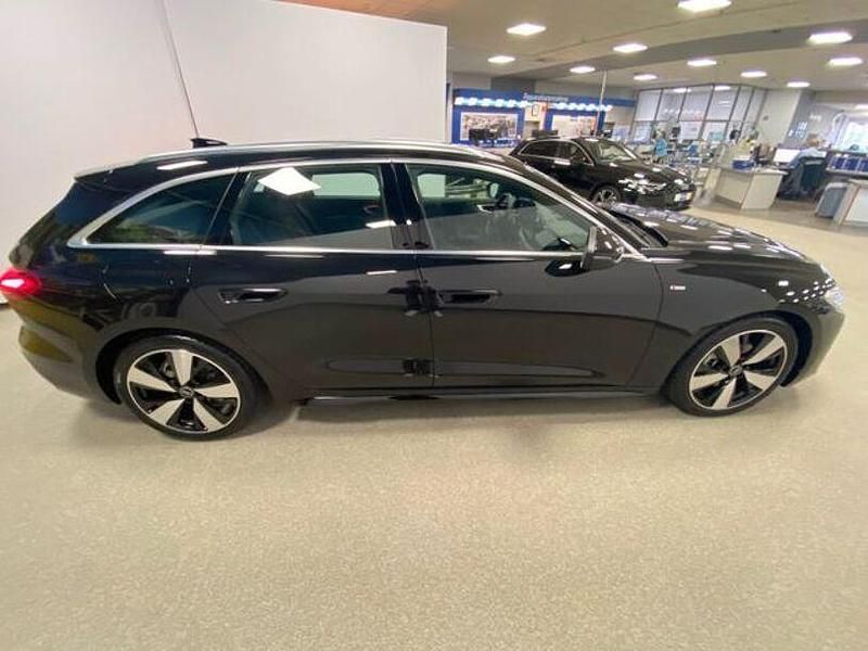 Gebraucht Audi A5 S-Line 204 PS (150 kW) 2025 Mythosschwarz (metallic) Kombi