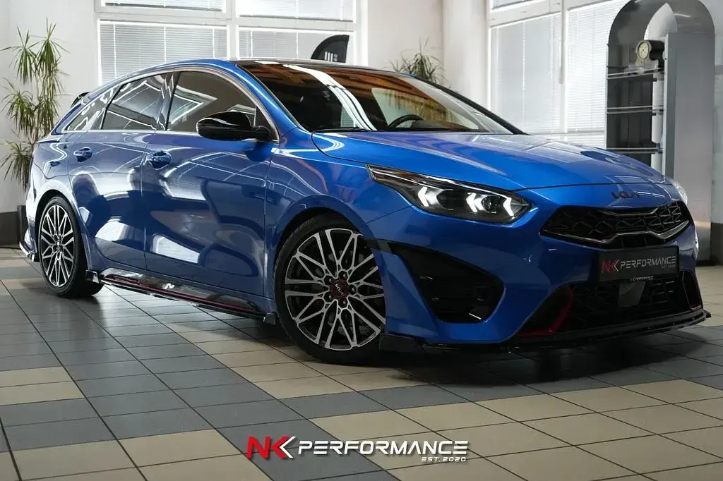 Gebraucht Kia ProCeed GT Comfort 204 PS (150 kW) 2023 Blau Kleinwagen