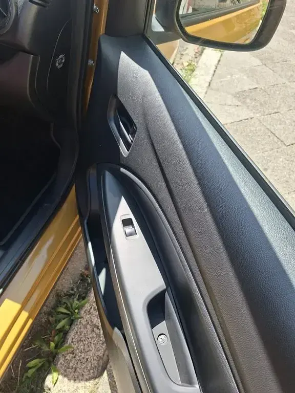 Gebraucht Mitsubishi Space Star Edition 71 PS (52 kW) 2021 Gelb Kleinwagen