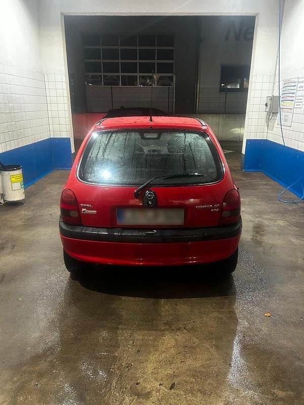Gebraucht Opel Corsa 48 PS (35 kW) 1999 Rot Kleinwagen