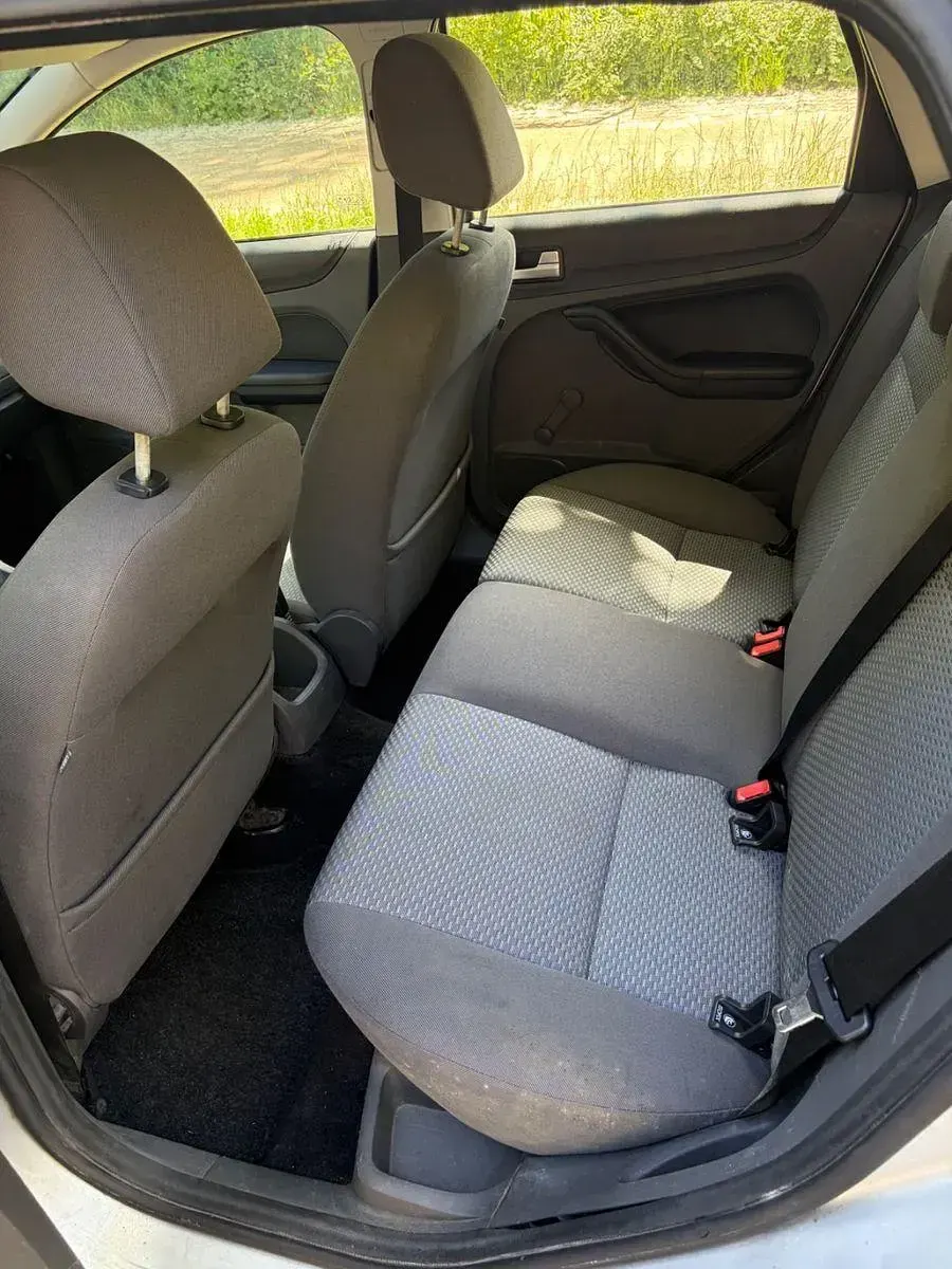 Gebraucht Ford Focus Style 109 PS (80 kW) 2007 Grau Kombi