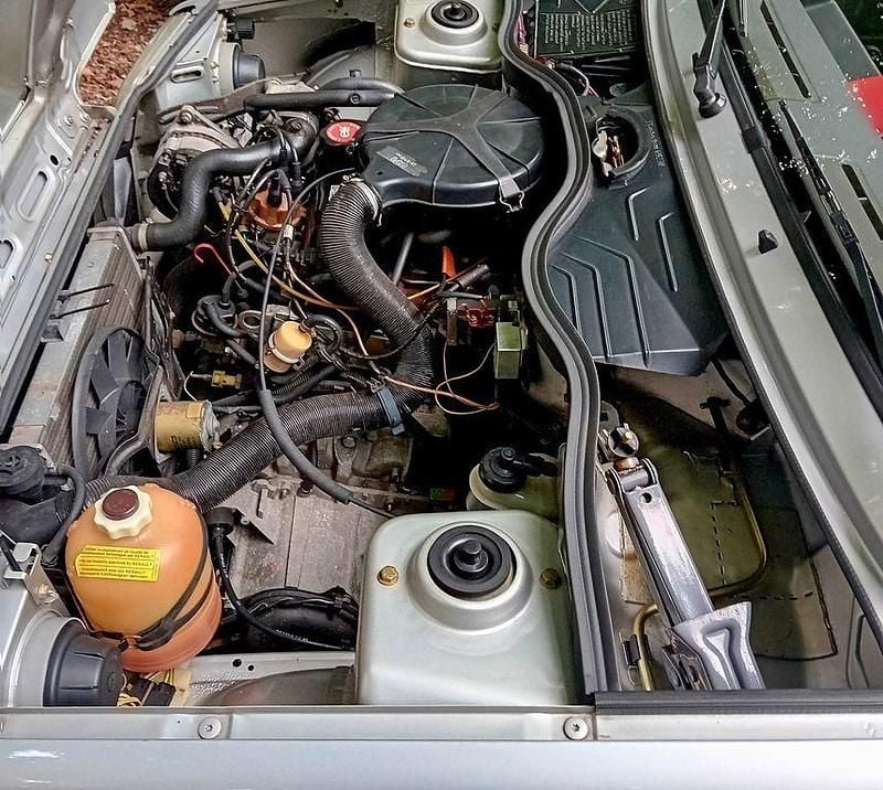 Gebraucht Renault R5 Campus 45 PS (33 kW) 1989 Silber Kleinwagen