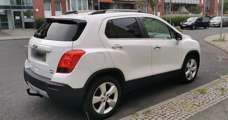 Gebraucht Chevrolet Trax 140 PS (102 kW) 2013 Weiß SUV