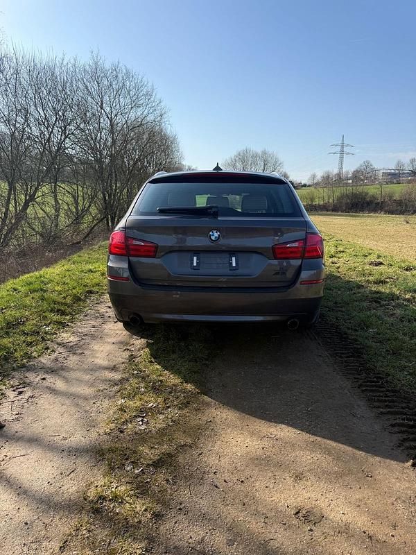 Gebraucht BMW 535 313 PS (230 kW) 2012 Braun Kombi