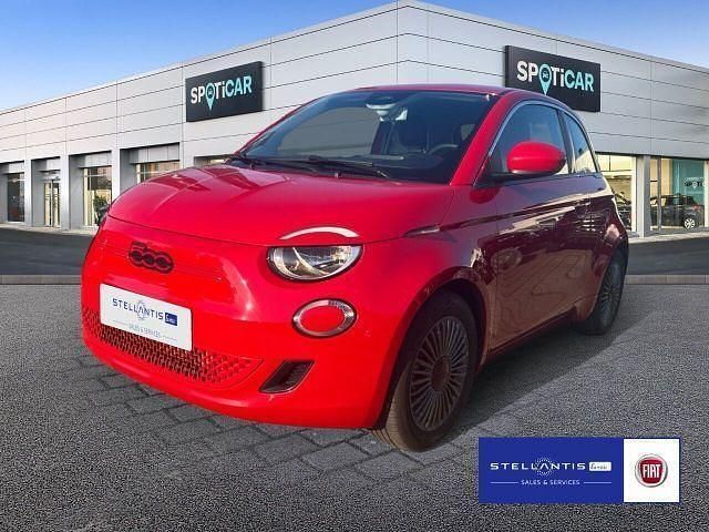 Gebraucht Fiat 500e Red 86 kW (118 PS) 2021 Rot Kleinwagen