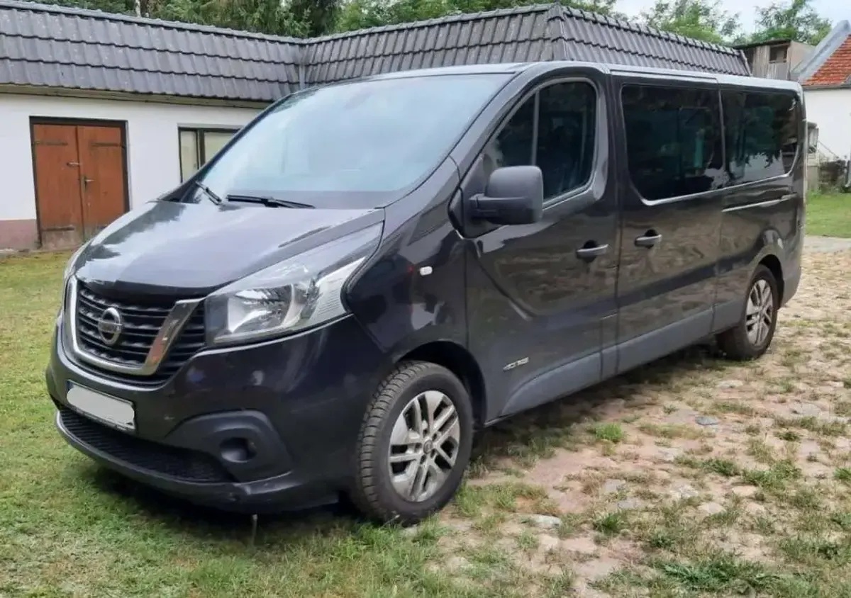 Gebraucht Nissan NV300 Premium Edition 145 PS (106 kW) 2019 Schwarz Van