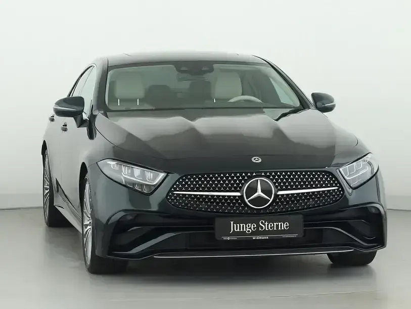Gebraucht Mercedes CLS300 AMG 265 PS (194 kW) 2022 Metalliclack smaragdgrün Coupé