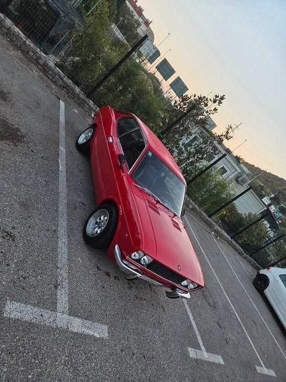 Rot Gebraucht 1974 Fiat 128 Sport | 8.500 € - Bild 1/4