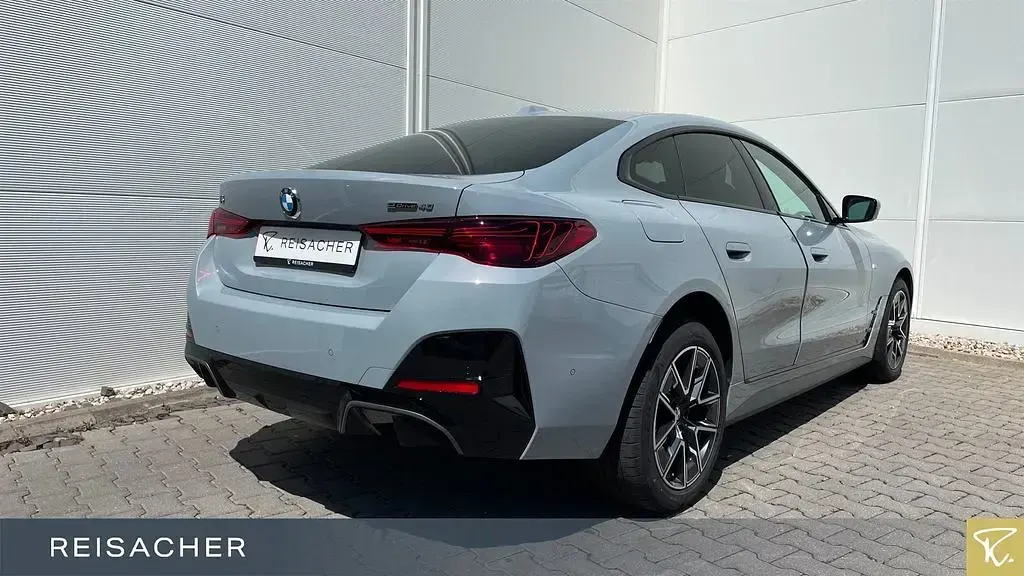 Neu BMW i4 Comfort Edition 250 kW (340 PS) 2026 M brooklyn grau metallic Limousine
