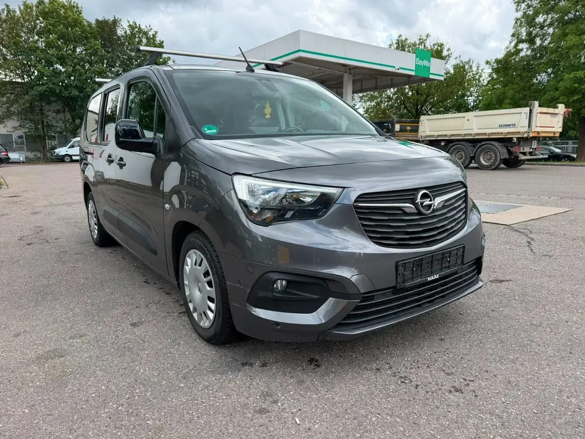 Gebraucht Opel Combo Life 131 PS (96 kW) 2022 Grau Van / Kleinbus