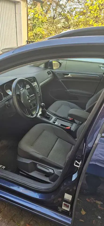 Gebraucht VW Golf VII Comfortline 150 PS (110 kW) 2013 Blau Limousine
