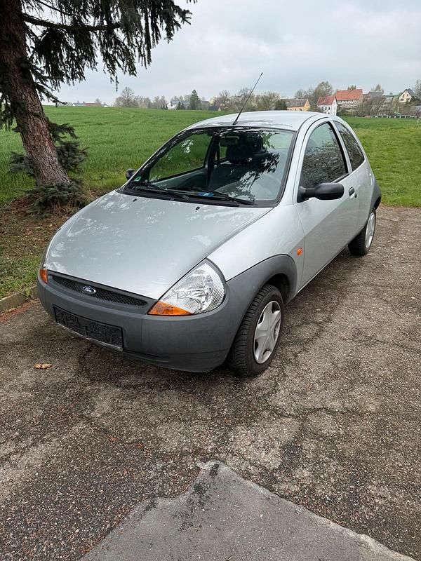 Usata Ford Ka 60 CV (44 kW) 2002 Argento Utilitaria