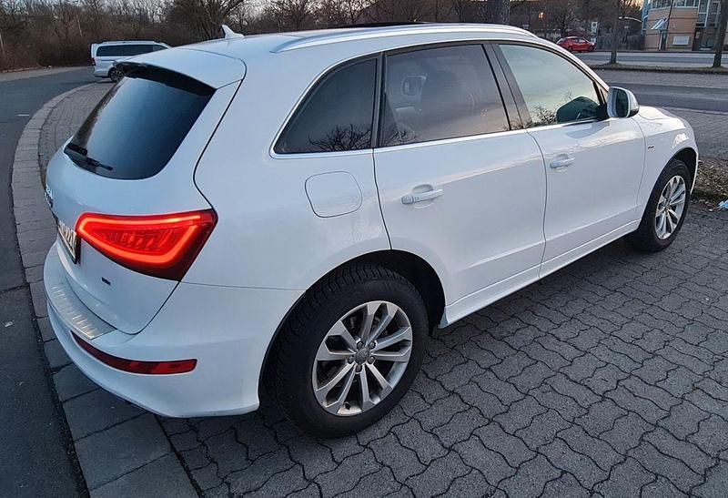 Gebraucht Audi Q5 S-Line 177 PS (130 kW) 2013 Weiß SUV