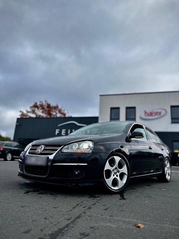 Gebraucht VW Jetta 200 PS (147 kW) 2006 Schwarz Limousine