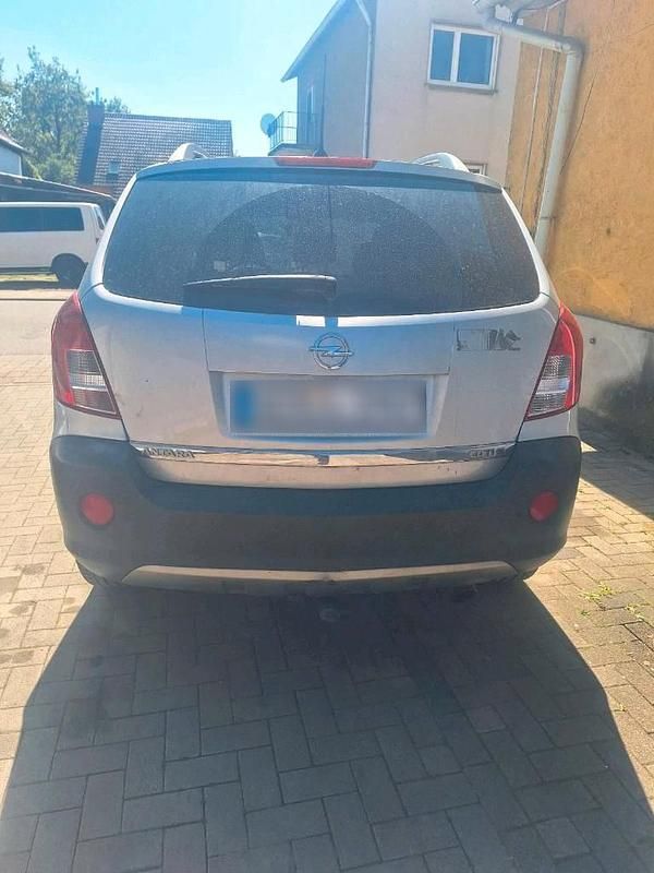 Second-hand Opel Antara 163 CP (119 kW) 2014 Argintiu SUV