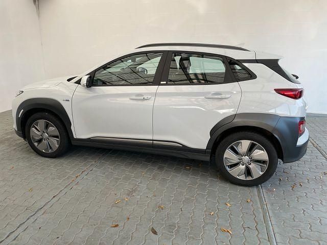 Gebraucht Hyundai Kona Trend 100 kW (136 PS) 2020 Othercolor SUV