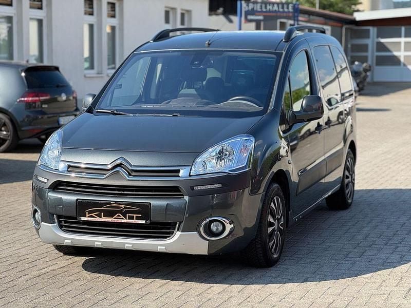 Grau Gebraucht 2013 Citroën Berlingo XTR Van / Kleinbus | 3.500 € (Superpreis) - Bild 1/4