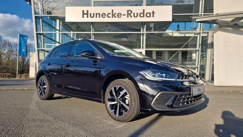 Gebraucht VW Polo Move 95 PS (69 kW) 2024 Schwarz Kleinwagen