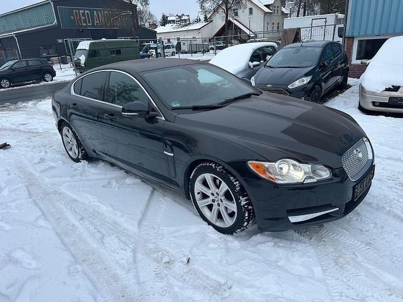 Gebraucht Jaguar XF 211 PS (155 kW) 2010 Schwarz Limousine