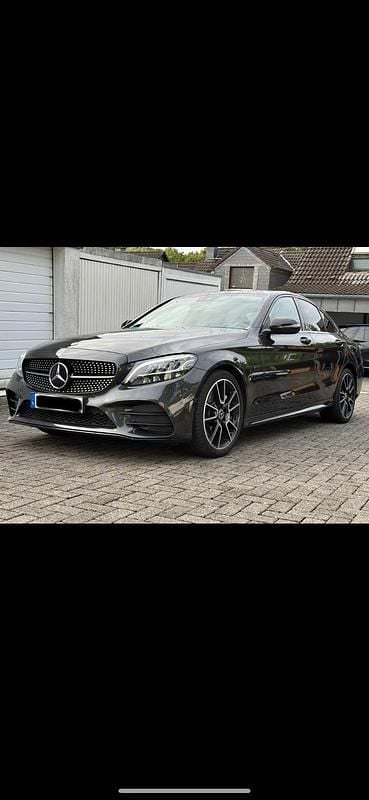 Grau Gebraucht 2019 Mercedes C43 AMG AMG line Limousine | 27.500 € - Bild 1/4