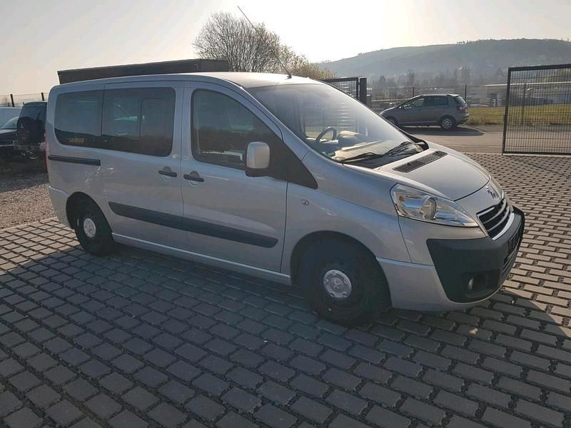 Gebraucht Peugeot Expert 163 PS (119 kW) 2012 Grau Van
