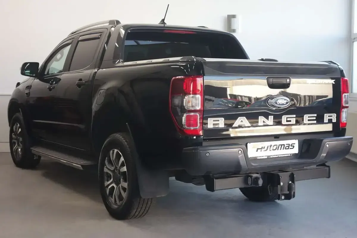Gebraucht Ford Ranger Wildtrack 212 PS (155 kW) 2021 Obsidianschwarz metallic Pickup