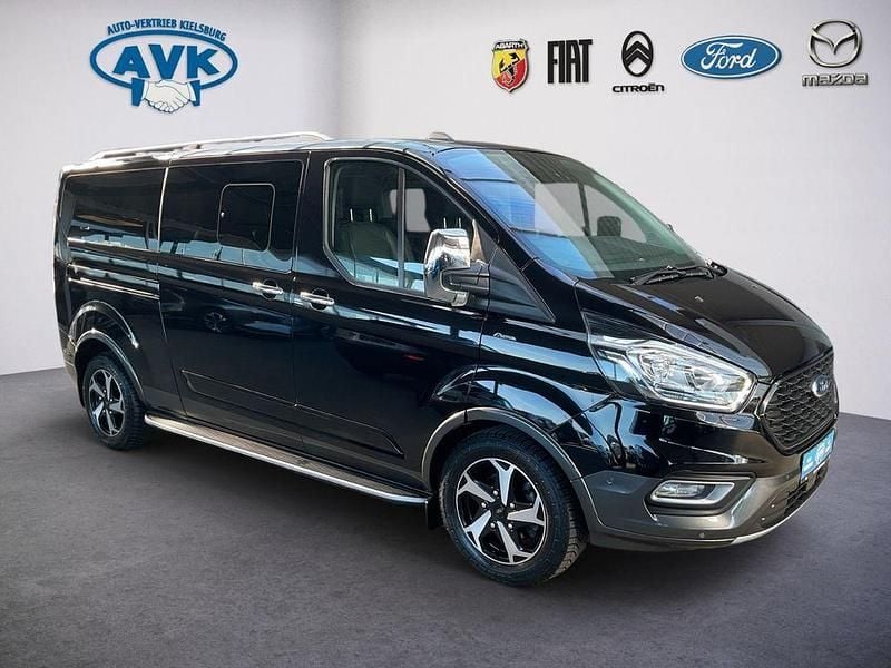 Gebraucht Ford Tourneo Active 170 PS (125 kW) 2023 Schwarz Van / Kleinbus