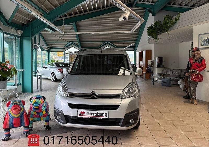 Silber Gebraucht 2017 Citroën Berlingo Business Class Van / Kleinbus | 9.480 € (Fairer Preis) - Bild 1/4