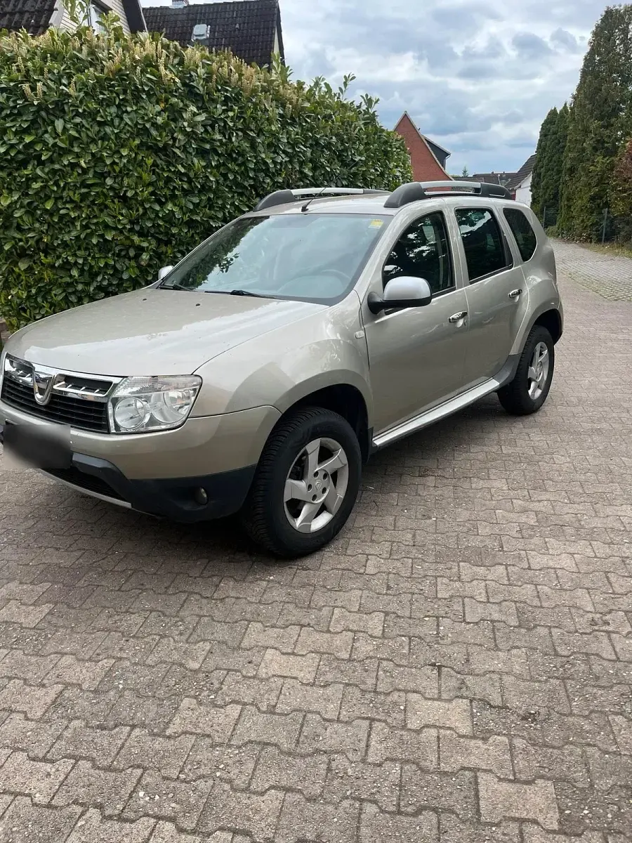 Gebraucht Dacia Duster 105 PS (77 kW) 2012 Grau SUV