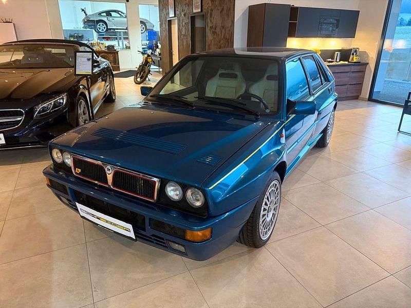 Gebraucht Lancia Delta 215 PS (158 kW) 1994 Blau Kleinwagen