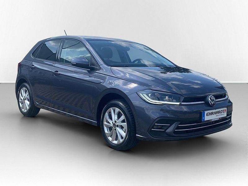 Gebraucht VW Polo Style 116 PS (85 kW) 2024 Rauchgrau metallic Limousine